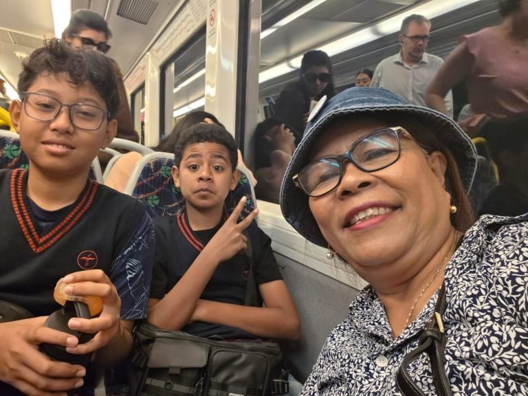 Ketua GEKIRA NTT Melsiana Pelokila Bawa Siswa Tunas Bangsa Kupang Belajar ke Perth Ketua GEKIRA NTT Melsiana Pelokila Bawa Siswa Tunas Bangsa Kupang Belajar ke Perth