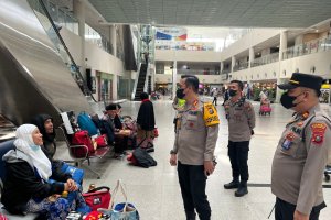 Kapolresta Deli Serdang Pantau Arus Mudik Di Bandara KANIA Kapolresta Deli Serdang Pantau Arus Mudik Di Bandara KANIA