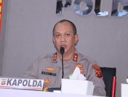 Kapolda Sumsel Sebut Polisi Harus Perkenalkan Diri dan Gunakan Tanda Kepolisian Saat Penggerebekan