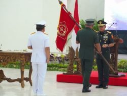 Panglima Agus Pimpin Sertijab Dankodiklat TNI dari Letjen Eko Margiyono ke Laksdya Maman Firmansyah