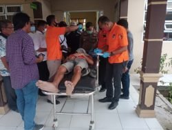 Diduga Bawa Ganja Mayat Pria Ditemukan Tewas Dalam Angkot