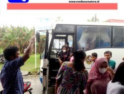 Sat Intelkam Polresta Deli Serdang, Antar Jemput Warga Untuk Percepatan Vaksinasi