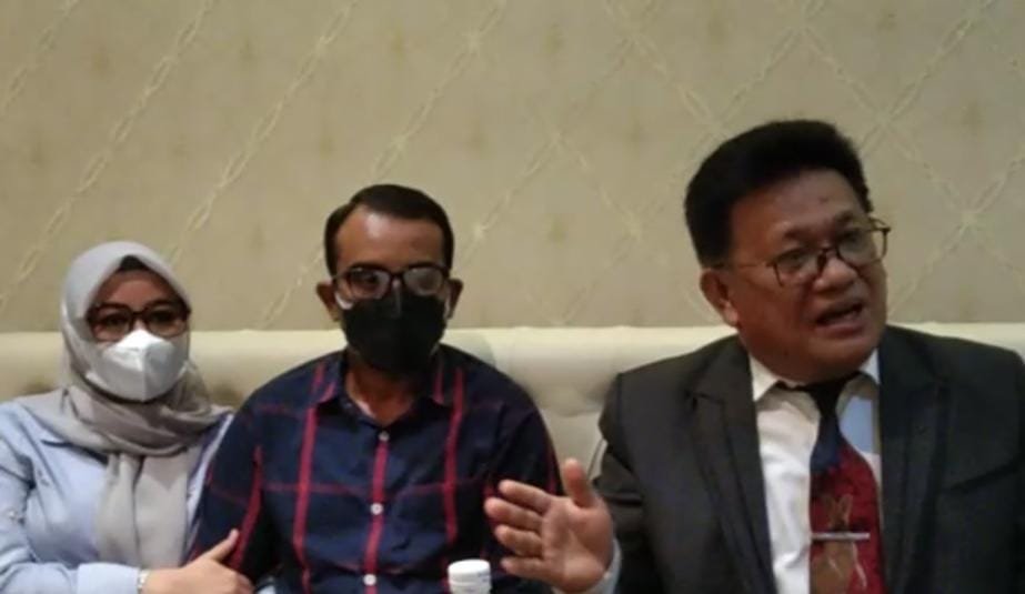 Oknum Kaprodi FE Unsri yang Dilaporkan Mahasiswi Dugaan Pelecehan Seksual Via Chat Muncul ke Publik