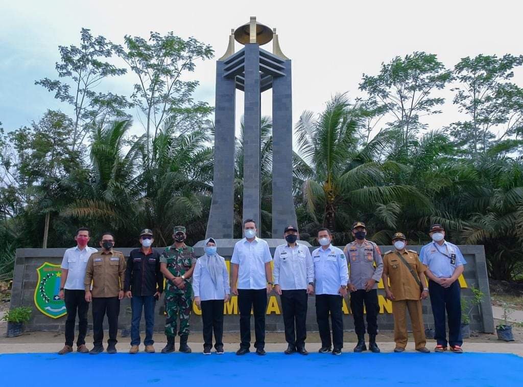 Tugu Tani Jadi Ikon Baru Kecamatan Lalan Tugu Tani Jadi Ikon Baru Kecamatan Lalan