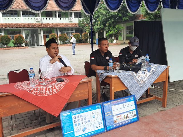 KEGIATAN MPLS SISWA SMAN 19 TANGERANG IKUTI PENYULUHAN PENYALAHGUNAAN NARKOBA