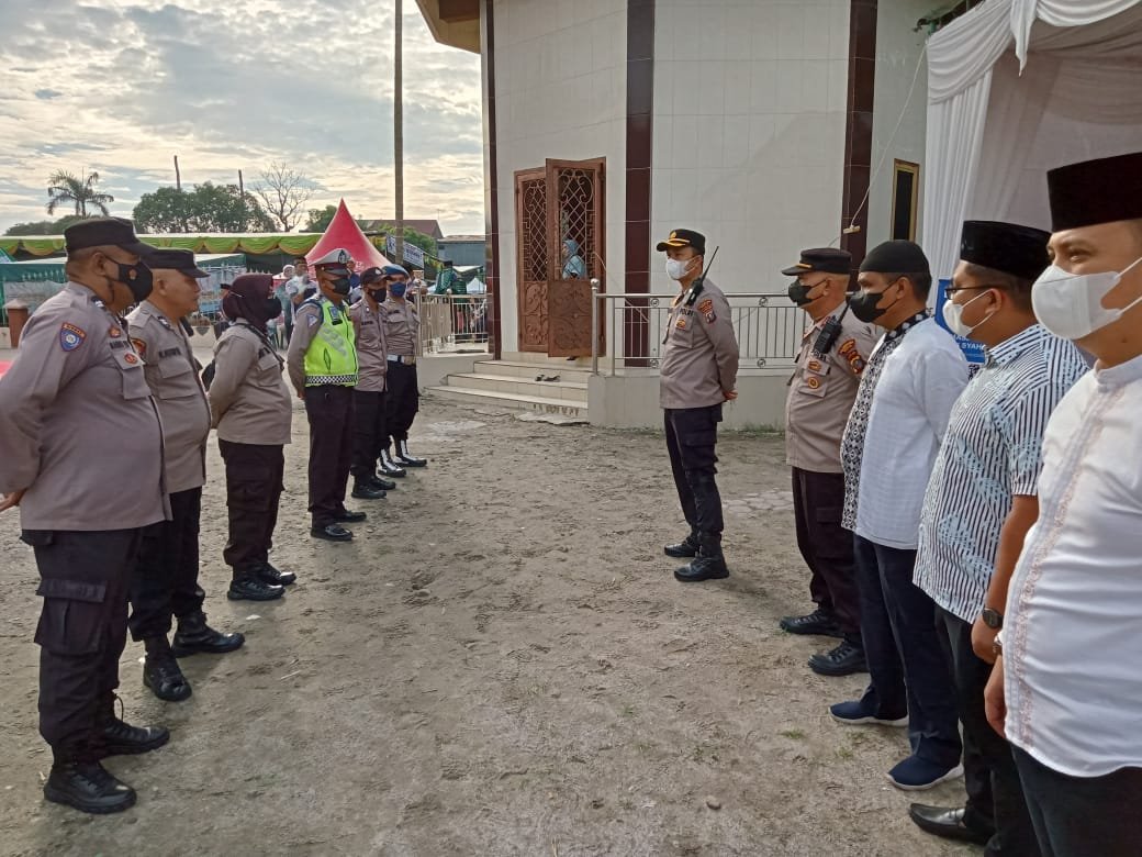 Personil Polsek Sei Tuan Giat Pengamanan Tabligh Akbar Dan Peresmian Masjid Personil Polsek Sei Tuan Giat Pengamanan Tabligh Akbar Dan Peresmian Masjid