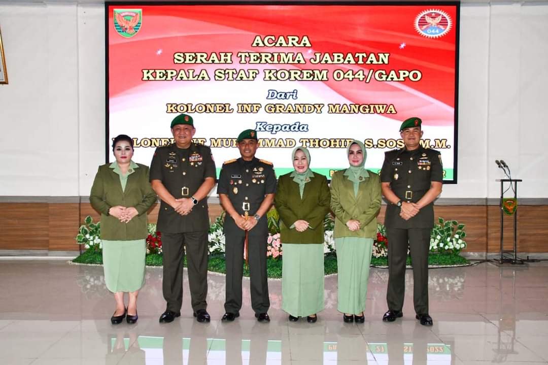 Danrem Pimpin Serah Terima Jabatan Kepala Staf Korem 044/Gapo