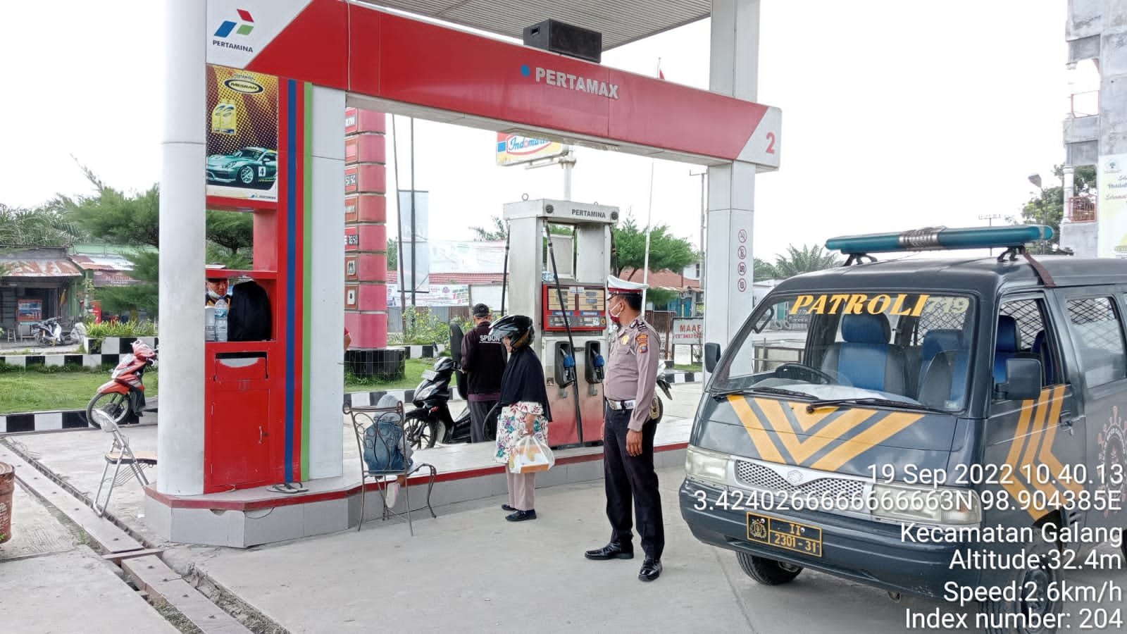 Personil Polsek Galang Polresta Deli Serdang Giat Patroli Ke SPBU