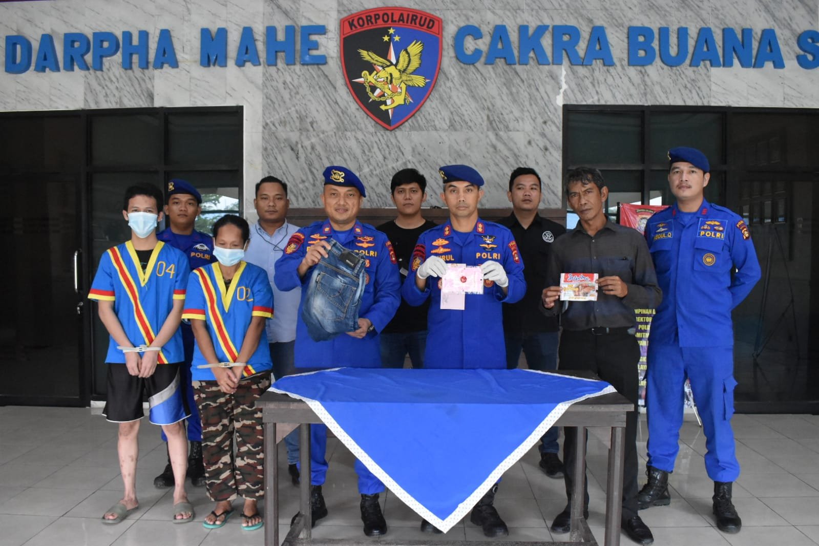 Penangkapan Kurir Sabu Oleh Anggota Polairud Polda Sumsel Berlangsung Dramatis Penangkapan Kurir Sabu Oleh Anggota Polairud Polda Sumsel Berlangsung Dramatis