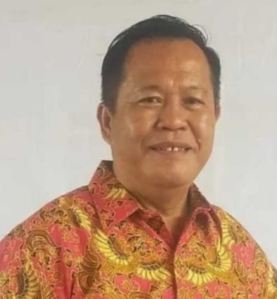 Dia Yang Datang, Akan Lahir Dalam Keluarga Kita Dia Yang Datang, Akan Lahir Dalam Keluarga Kita