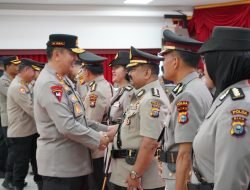 Beberapa Pejabat Utama dan Kapolres Jajaran Polda Riau Diserahterimakan
