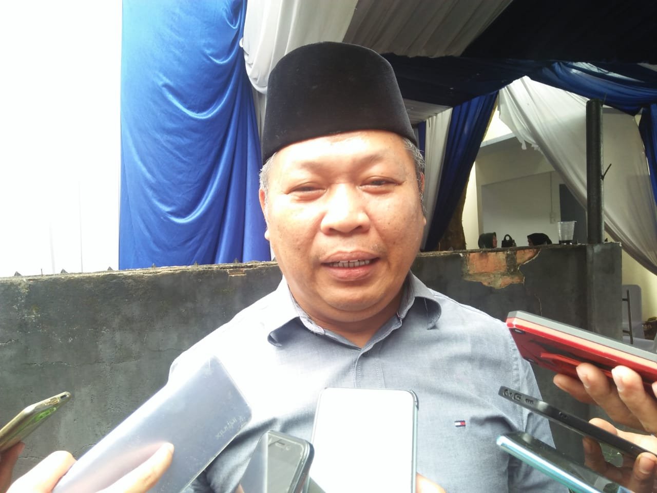 Ramlan Holdan: Berharap Masyarakat Muara Enim dengan Pemimpin Baru Pelayanan Lebih Maksimal Ramlan Holdan: Berharap Masyarakat Muara Enim dengan Pemimpin Baru Pelayanan Lebih Maksimal