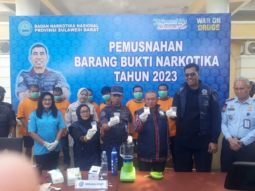 BNNK Polman Musnahkan Sabu Senilai Rp250 Juta