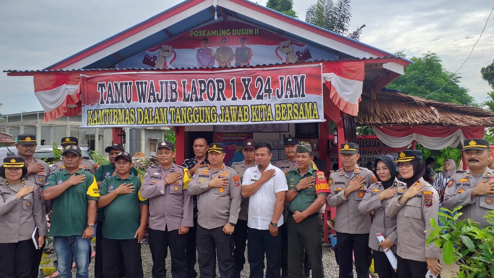 Wadir Binmas Polda Sumut Hadir Dalam Penilaian Lomba Sat kamling Wadir Binmas Polda Sumut Hadir Dalam Penilaian Lomba Sat kamling