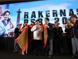 Prabowo Hadiri Rakernas Marga Simbolon, Duduk Bareng Effendi Simbolon
