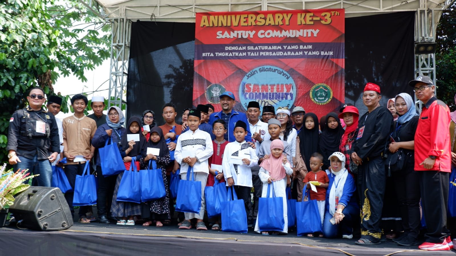 Bacaleg PAN DPR RI Dapil Jabar IV Ari Pribadi Setiadarma Hadiri Milad ke 3 Komunitas Santuy Bacaleg PAN DPR RI Dapil Jabar IV Ari Pribadi Setiadarma Hadiri Milad ke 3 Komunitas Santuy