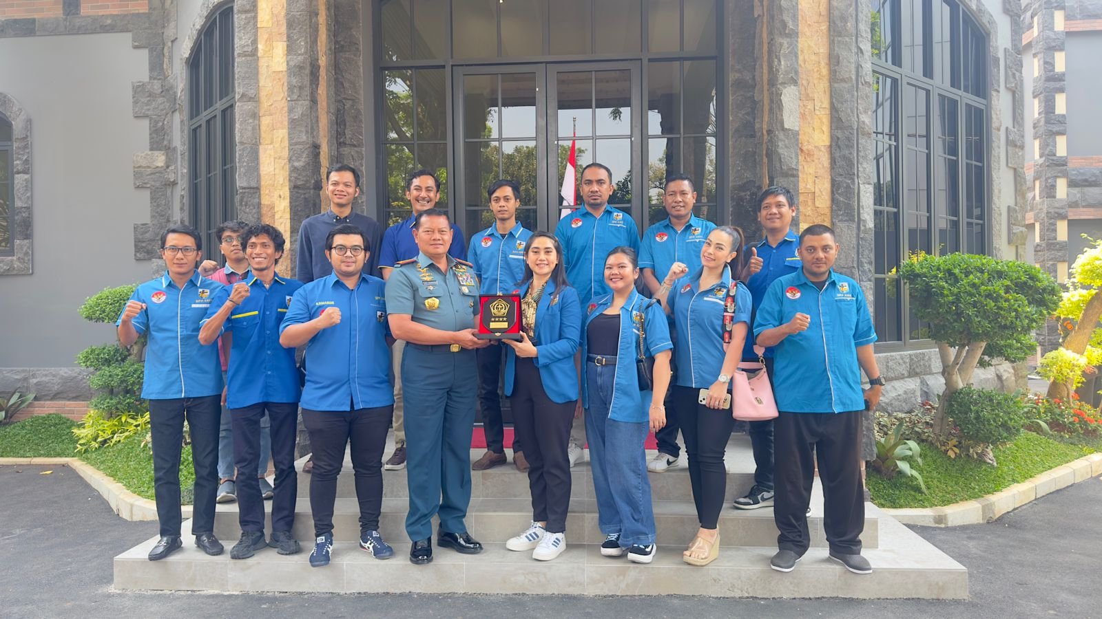 Ketum KNPI Dorong Konsolidasi Nasional Pemuda Indonesia Dengan MABES TNI, Wujudkan Inter Koneksi Struktural Mencegah Politik SARA Ketum KNPI Dorong Konsolidasi Nasional Pemuda Indonesia Dengan MABES TNI, Wujudkan Inter Koneksi Struktural Mencegah Politik SARA