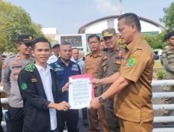 Aksi ini Sebagai Wujud Solidaritas dan untuk Membela kepentingan banyak Pihak yang Menggantungkan Hidupnya di Sektor Pertambangan.