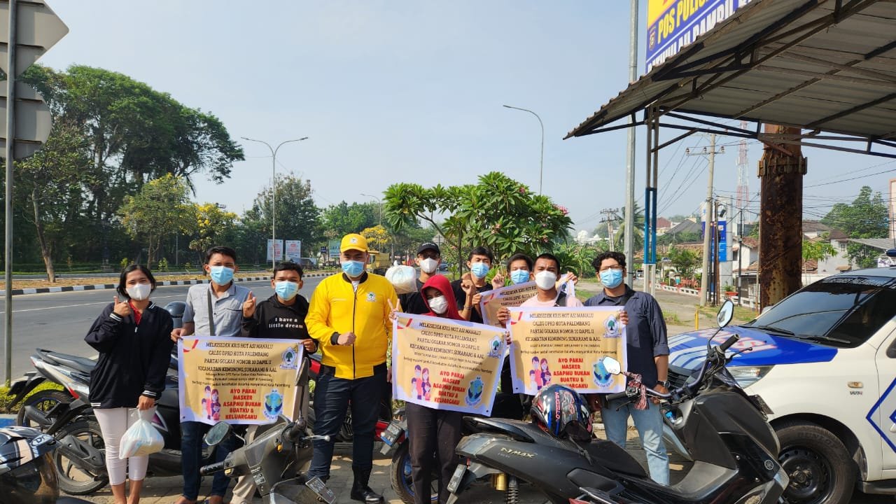 Politisi Milineal Golkar Melkisedek Kris Hot Asi Manalu Bagikan Masker Gratis kepada Masyarakat Kota Palembang Politisi Milineal Golkar Melkisedek Kris Hot Asi Manalu Bagikan Masker Gratis kepada Masyarakat Kota Palembang