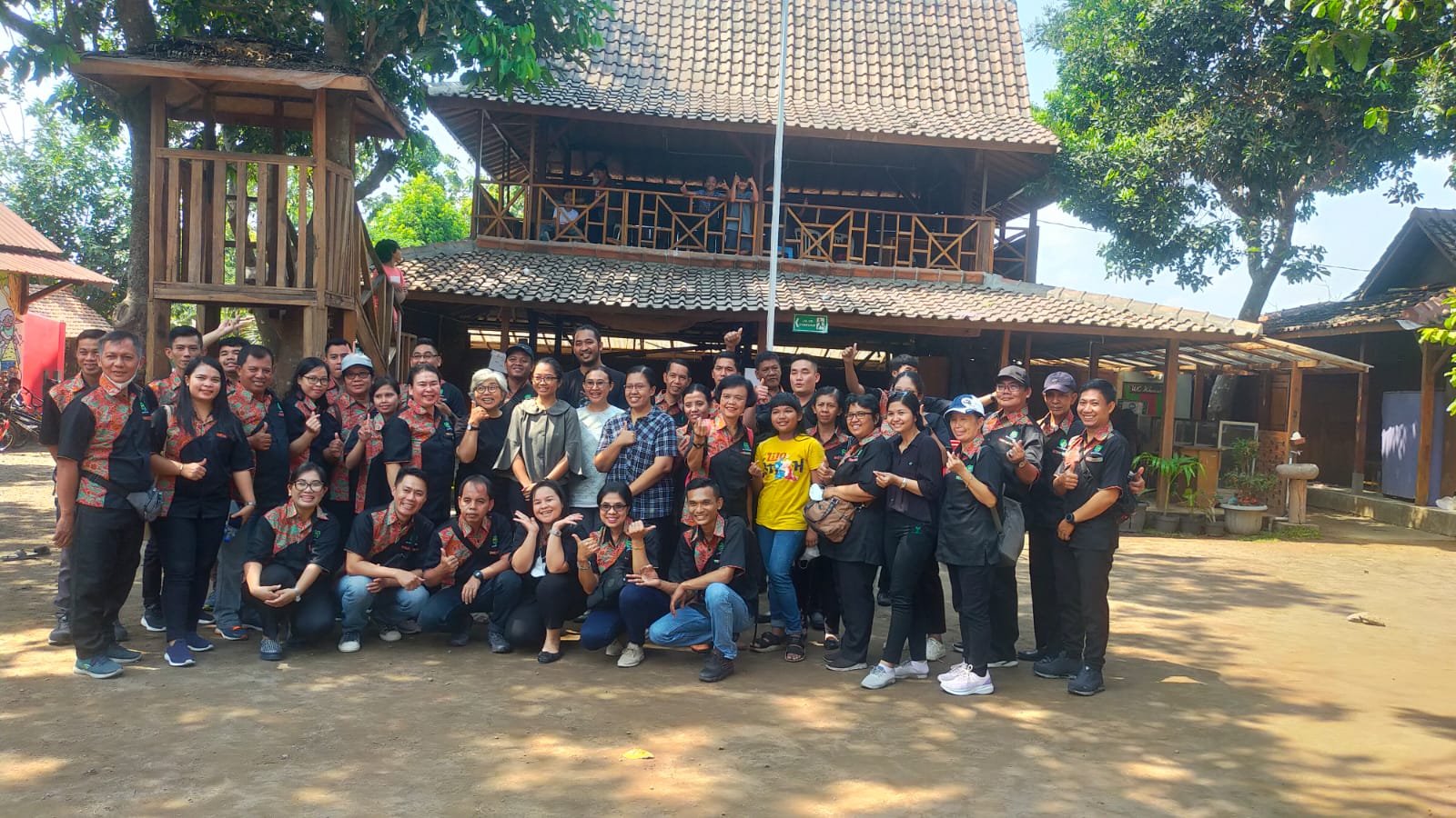Untuk Merdeka Belajar: Guru SD Xaverius 2 Palembang Kunjungi Sekolah Eksperimental Mangunan di Yogyakarta Untuk Merdeka Belajar: Guru SD Xaverius 2 Palembang Kunjungi Sekolah Eksperimental Mangunan di Yogyakarta
