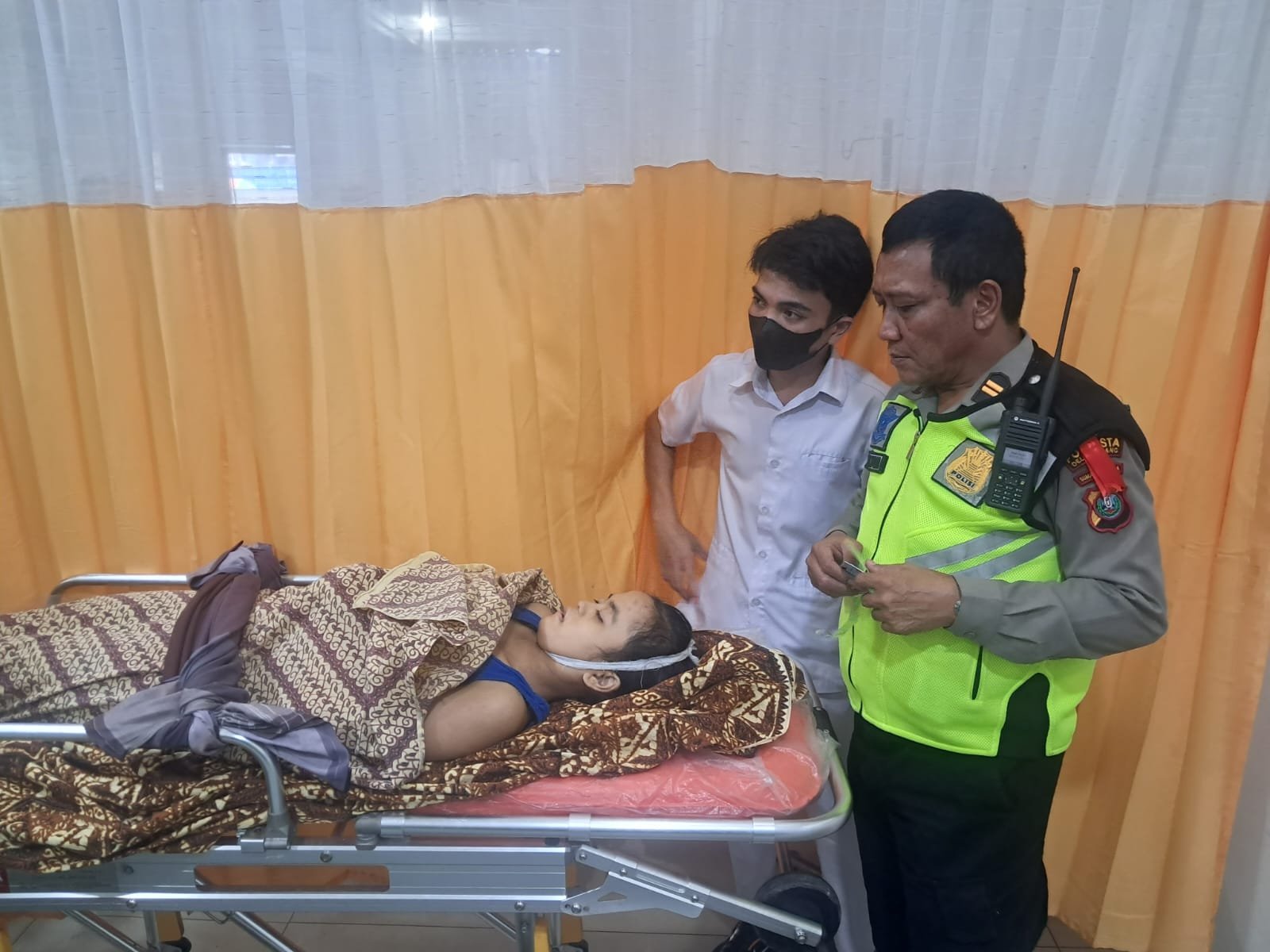 Mahasiswi Tewas Ditabrak Angkot