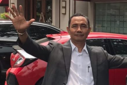 Ketua Umum Forum Advokat Muda Indonesia (FAMI) H. Zenuri Makhroji , SH.MH Siap Mendukung TNI-Polri dan Stake Holder Terkait Dalam Menjaga Stabilitas Kamtibmas Selama Pesta Demokrasi Ketua Umum Forum Advokat Muda Indonesia (FAMI) H. Zenuri Makhroji , SH.MH Siap Mendukung TNI-Polri dan Stake Holder Terkait Dalam Menjaga Stabilitas Kamtibmas Selama Pesta Demokrasi