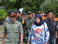 Danrem 023/KS Dampingi Kepala BNPB Tinjau Lokasi Bencana Alam Di Desa Simangulampe