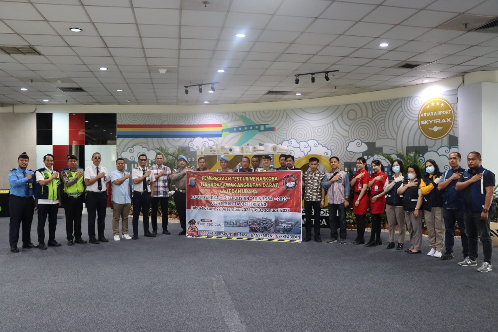 Ops Lilin Toba 2023 Polresta Deli Serdang Gelar Tes Urine Terhadap Awak Penerbangan Dan Masinis Ops Lilin Toba 2023 Polresta Deli Serdang Gelar Tes Urine Terhadap Awak Penerbangan Dan Masinis