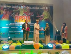 Marissa Anggraeni Mahasiswa UBD Raih Best Presenter