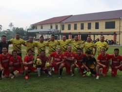 Pertandingan Exsibhisi Sepak Bola Antara All Track FC Polresta DS VS Sat Narkoba