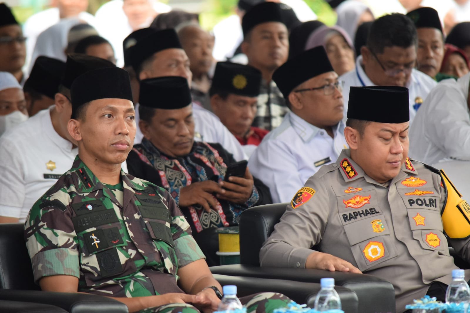 Dandim 0204/DS Hadiri Peringatan Isra' Mi'raj 1445 H Pemkab Deli Serdang Dandim 0204/DS Hadiri Peringatan Isra' Mi'raj 1445 H Pemkab Deli Serdang