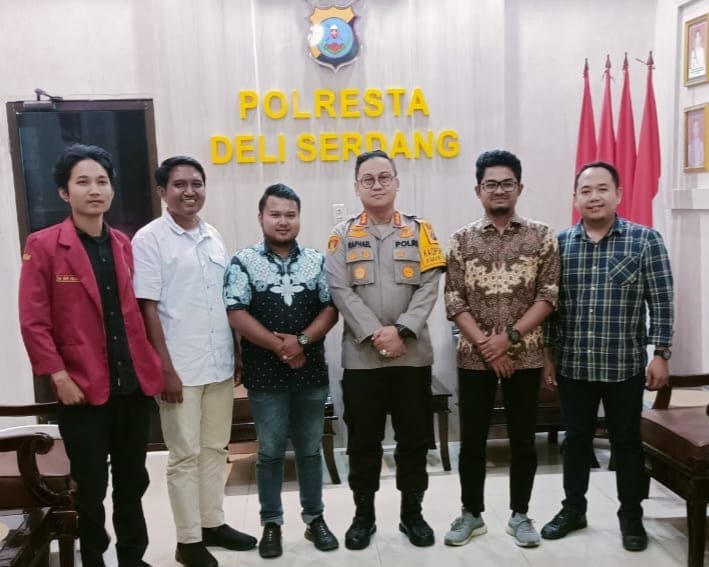 Kapolresta Deli Serdang Tuai Apresiasi Dari Mahasiswa Kapolresta Deli Serdang Tuai Apresiasi Dari Mahasiswa