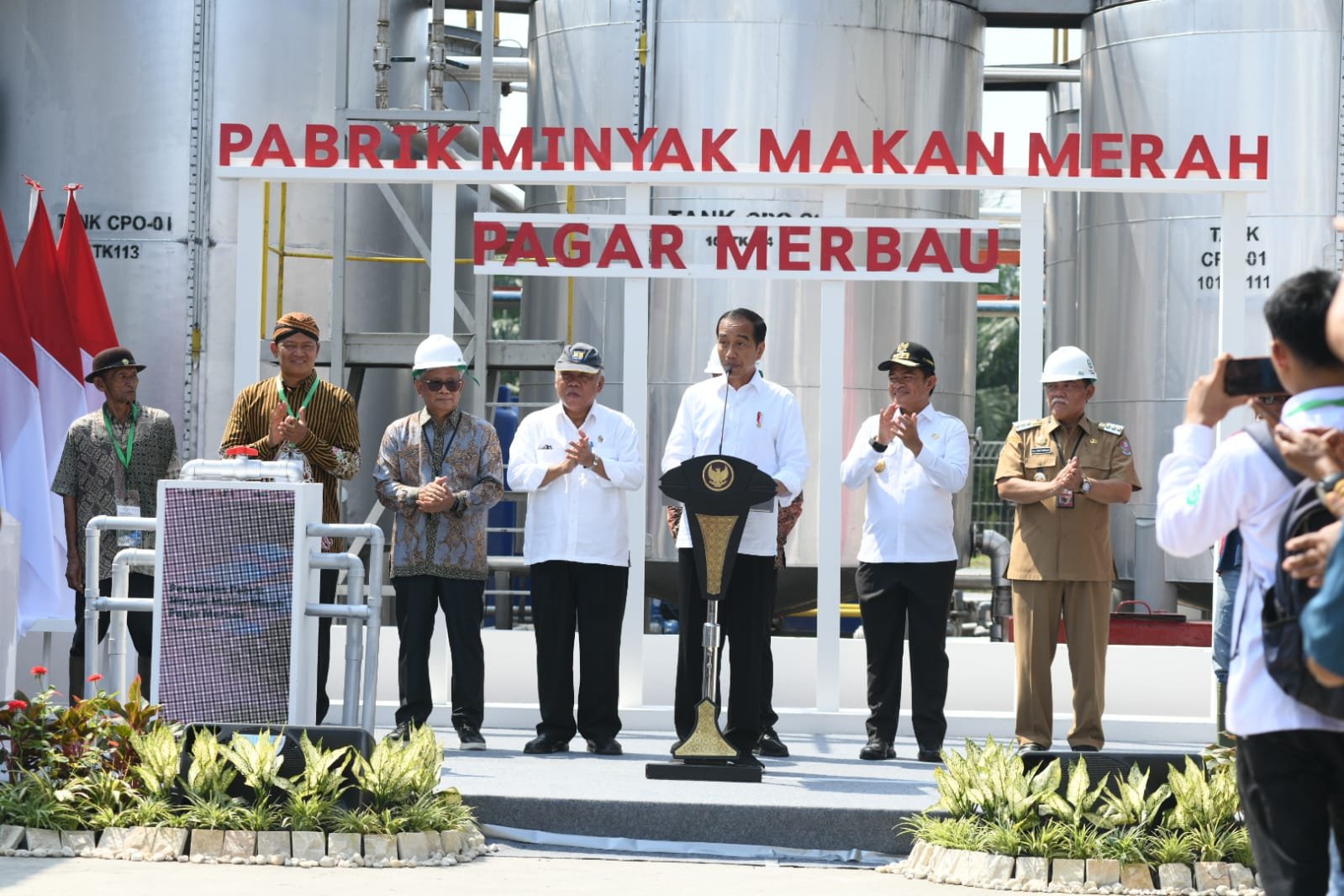 Bupati HM Ali Yusuf Siregar Hadiri Peresmian Pabrik Minyak Makan Merah Di Pagar Merbau