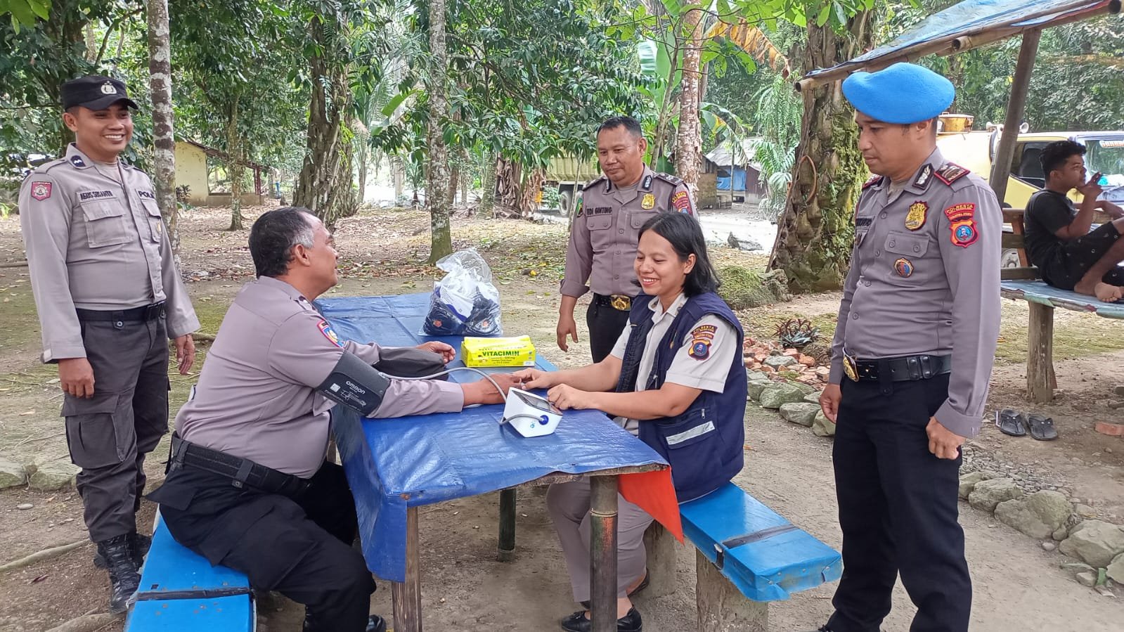 Sie Dokkes Polresta Deli Serdang Periksa Kesehatan Petugas Pengamanan Proyek Strategis Nasional Lau Simeme
