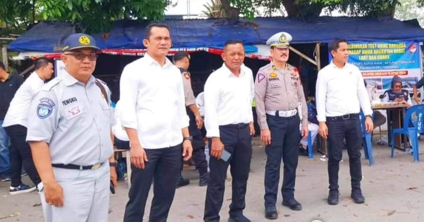 Dalam Rangka Ops Ketupat Toba 2024, Sat Res Narkoba Polresta Deli Serdang Gelar Test Urin Supir Angkutan Umum di Terminal Lubuk Pakam Dalam Rangka Ops Ketupat Toba 2024, Sat Res Narkoba Polresta Deli Serdang Gelar Test Urin Supir Angkutan Umum di Terminal Lubuk Pakam