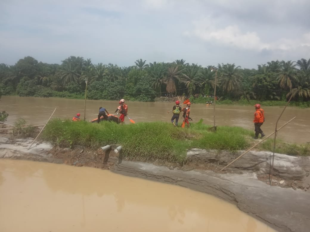 Jasad Guru Yang Hanyut Ditemukan Di Aliran Sungai Ular