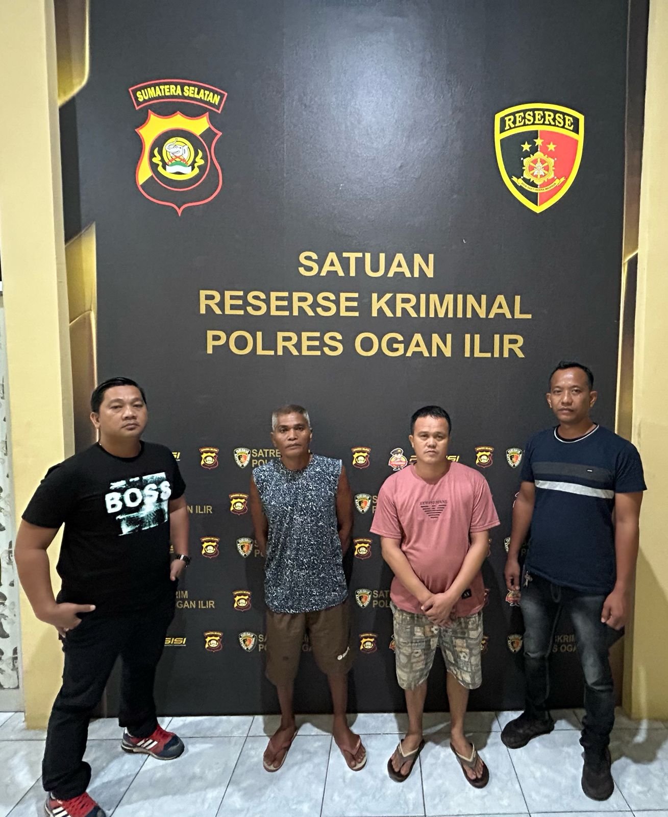 DUA WARGA PENGOPLOS MINYAK DIAMANKAN POLRES OGAN ILIR