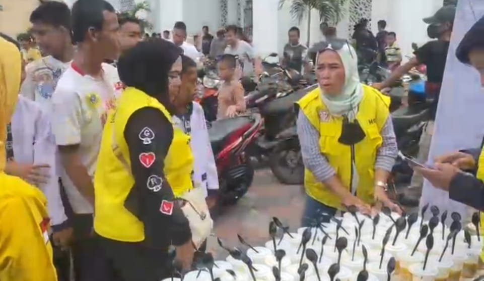 Roadshow Jum'at Berkah H.Herman Deru Bersama Organisasi GEMA WASRI (Gerakan Masyarakat Wanita Sriwijaya) dan FMB (Forum Masyarakat Berdaya) Roadshow Jum'at Berkah H.Herman Deru Bersama Organisasi GEMA WASRI (Gerakan Masyarakat Wanita Sriwijaya) dan FMB (Forum Masyarakat Berdaya)