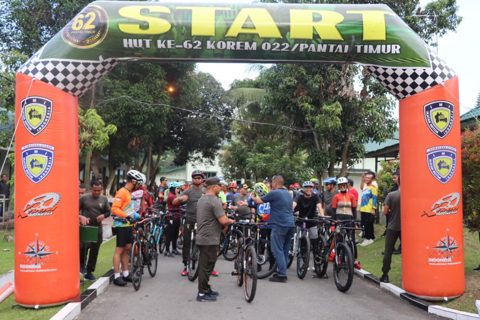 HUT ke-62 Korem 022/Pantai Timur, Polresta Deli Serdang Ikuti Sepeda Santai Dan Bakti Sosial HUT ke-62 Korem 022/Pantai Timur, Polresta Deli Serdang Ikuti Sepeda Santai Dan Bakti Sosial