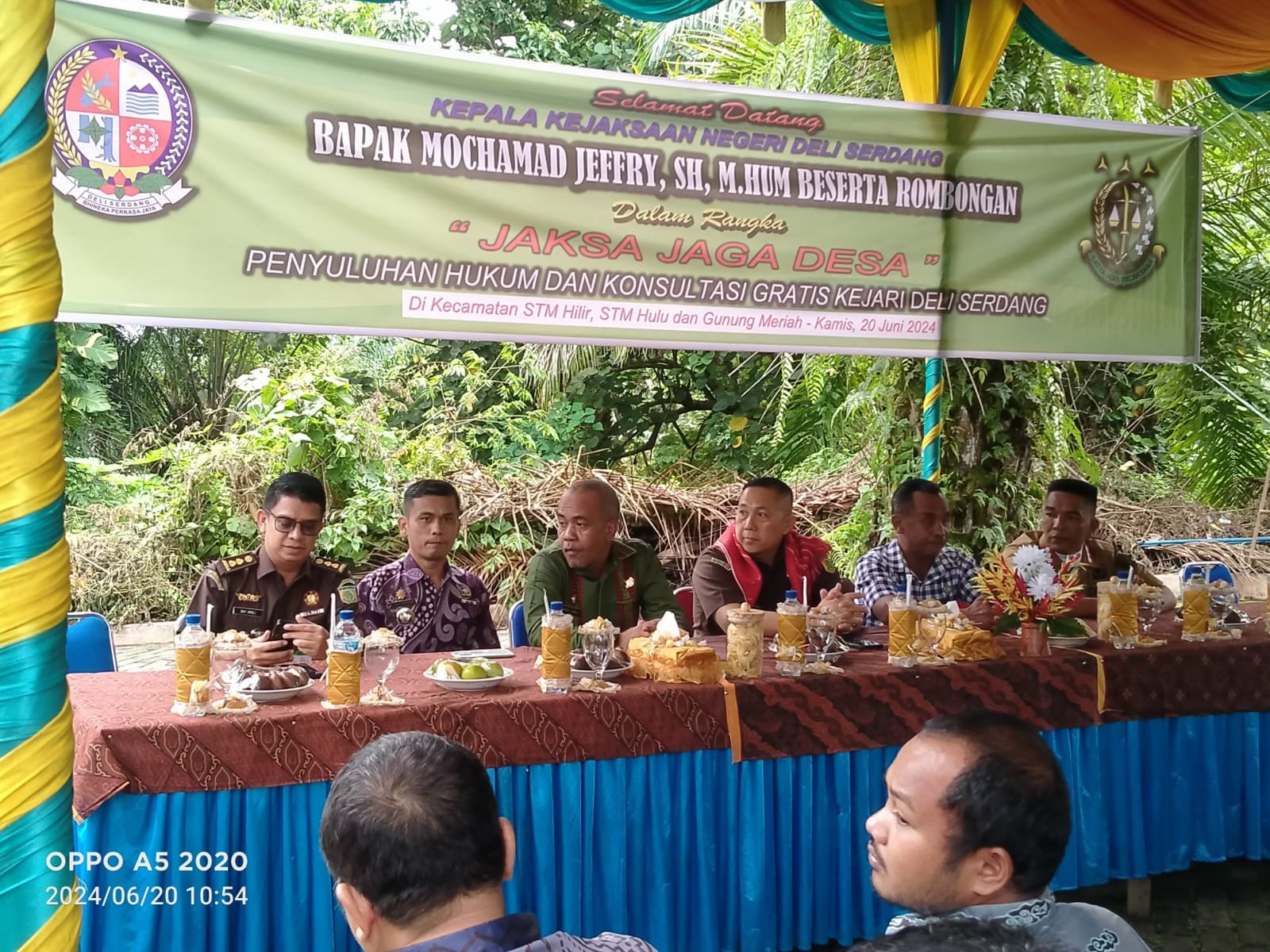 Kejari Deli Derdang Pastikan Beri Pendampingan Hukum Kepada Kades Lewat Program "Jaga Desa" Kejari Deli Derdang Pastikan Beri Pendampingan Hukum Kepada Kades Lewat Program "Jaga Desa"