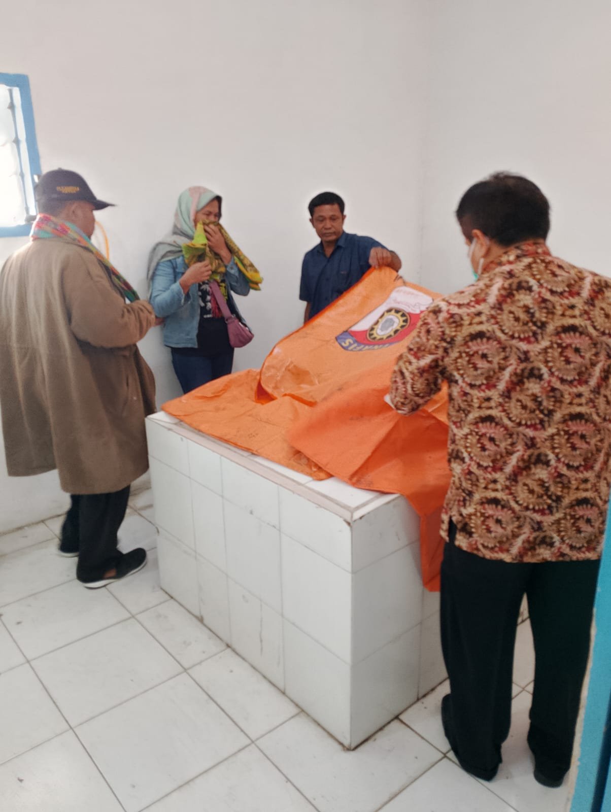 Rumah Wartawan TRIBRATA TV Di Tanah Karo Dilalap Sijago Merah OTK, 4 Orang Tewas Rumah Wartawan TRIBRATA TV Di Tanah Karo Dilalap Sijago Merah OTK, 4 Orang Tewas