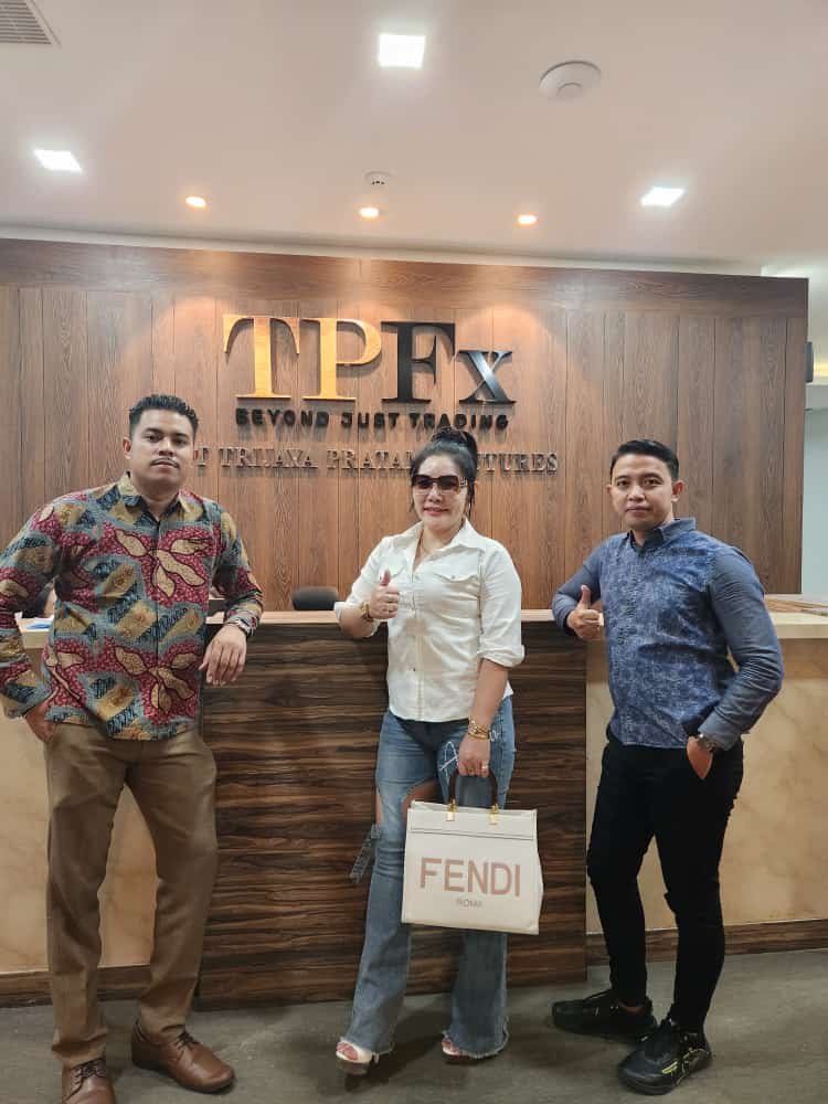 Perusahaan TPFx di Datangi Bacawako Palembang Fitriana SH/ Pingky Perusahaan TPFx di Datangi Bacawako Palembang Fitriana SH/ Pingky