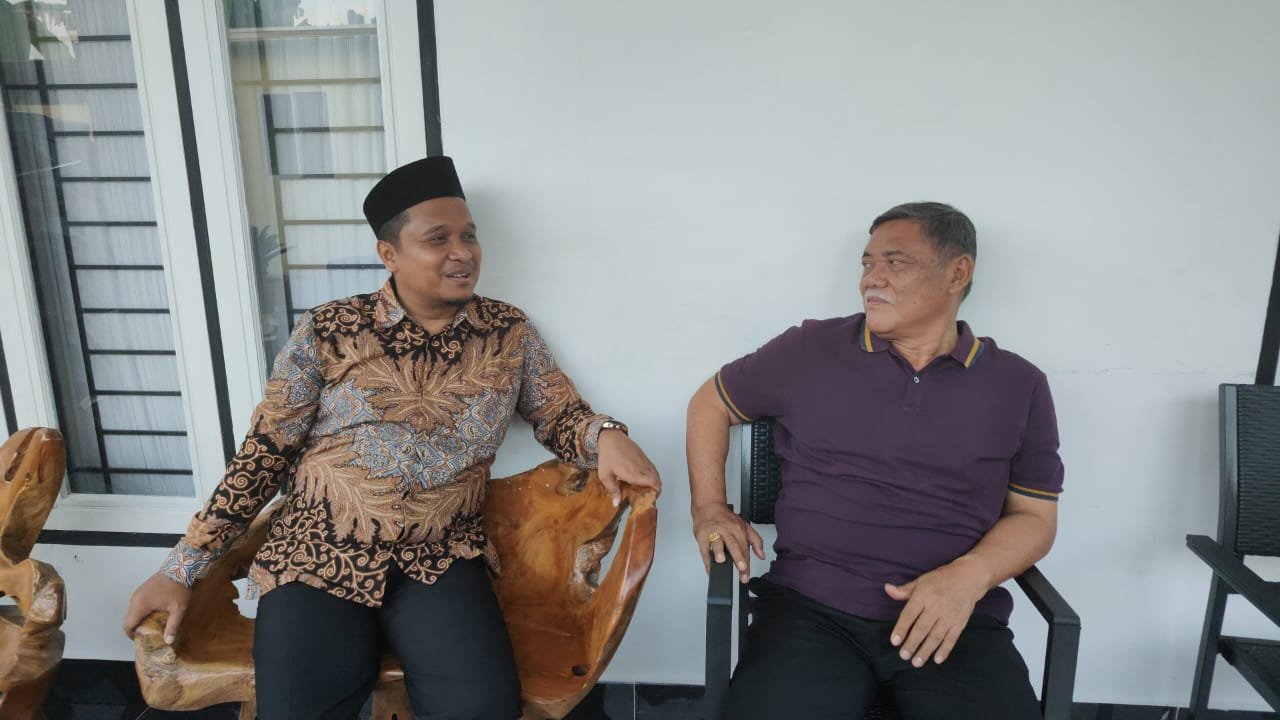 Jelang Pilkada Deli Serdang, AYS Tanggapi Santai Terkait Isu Miring Diarahkan Kepadanya Jelang Pilkada Deli Serdang, AYS Tanggapi Santai Terkait Isu Miring Diarahkan Kepadanya