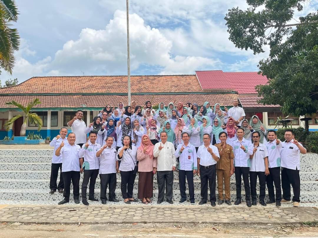 MPLS SMAN 1 Rambang Dangku kab Muara Enim Melaksanakan Upacara Bersama