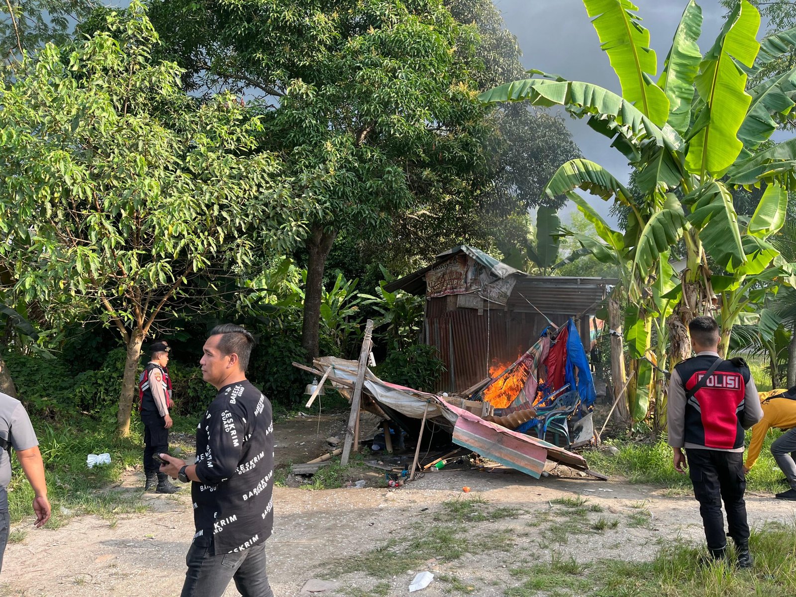 Polsek Medan Tembung Dan Muspika Percut Sei Tuan, Grebek Kampung Narkoba