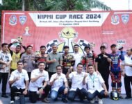 HIPMI Cup Race, Sepedamotor Pembalap Hantam Pembatas Jalan, 6 Luka