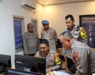 Pastikan Pelayanan dan Penerbitan SIM Berjalan Sesuai SOP Kapolres Ogan Ilir Cek Proses Registrasi dan Cetak SIM