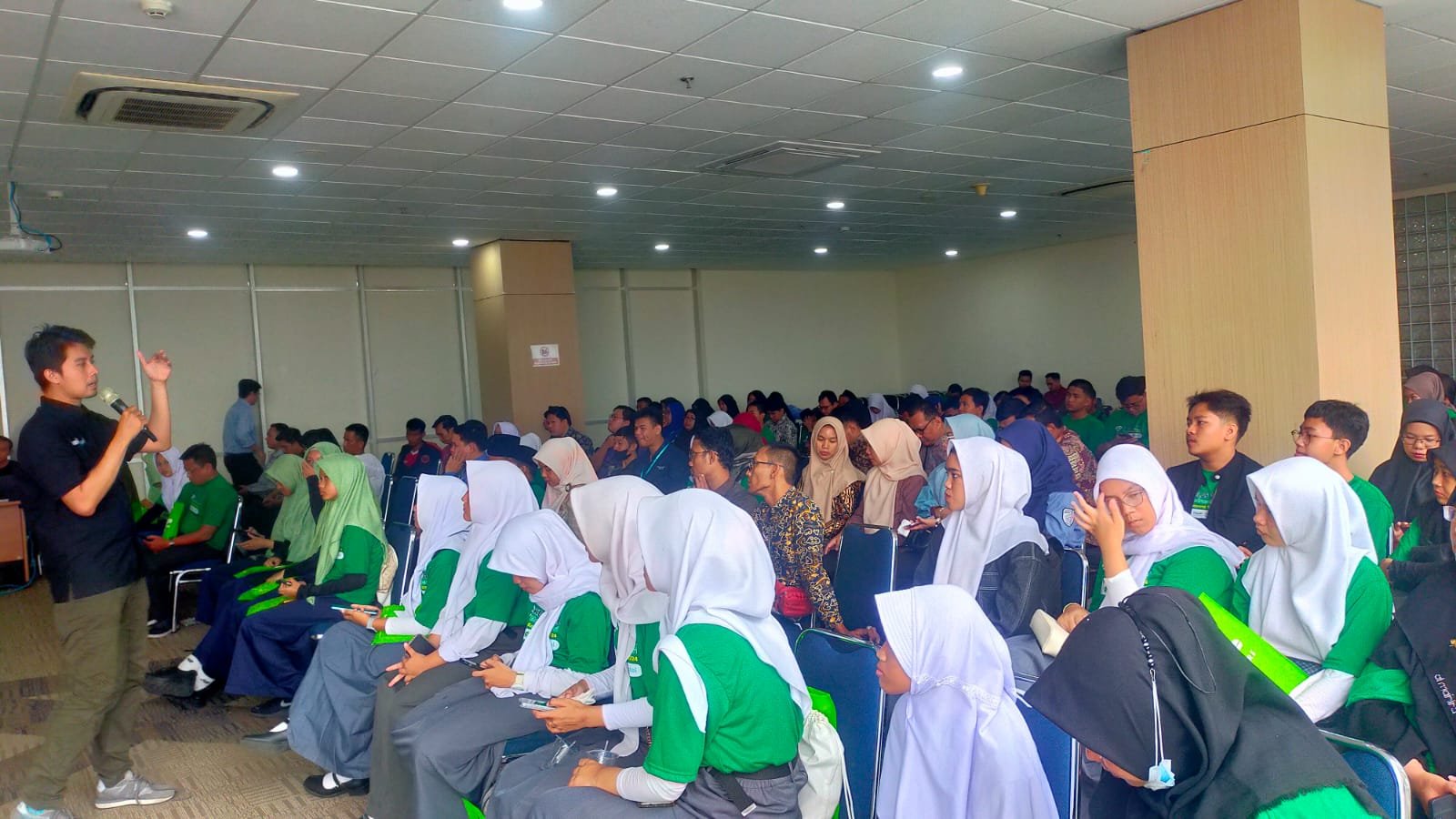 Field Trip Orientasi Siswa Kelas Digital 2024 ke MDP dan Kumbang Field Trip Orientasi Siswa Kelas Digital 2024 ke MDP dan Kumbang