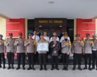 Lemkapi Berikan Penghargaan Presisi Award Ke Polresta Deli Serdang