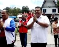 Freddy Situmorang Bacabup & Andreas Simbolon Bacawabup Sambangi Kampung Ulos Huta Raja Huta Marga Simarmata Dosi Raja